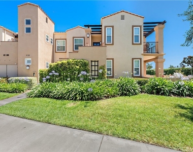 100 Verdin Lane - Photo Thumbnail 1