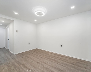 3309 Via Carrizo - Photo Thumbnail 7