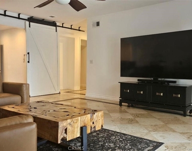 22867 Cove View Street - Photo Thumbnail 40