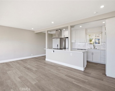 2607 Solana - Photo Thumbnail 8