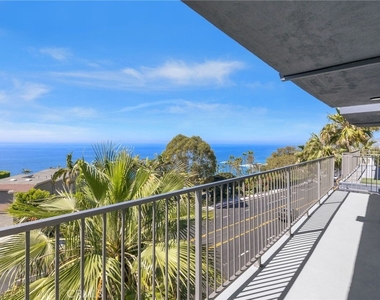 2607 Solana - Photo Thumbnail 24