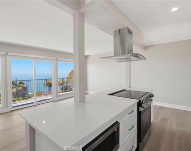 2607 Solana - Photo Thumbnail 2