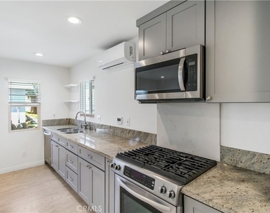 1736 Eudora - Photo Thumbnail 2