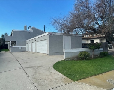 7892 Newman Avenue - Photo Thumbnail 13