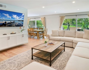 2112 Vista Dorado - Photo Thumbnail 1