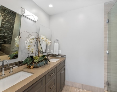219 Diamond Avenue - Photo Thumbnail 23