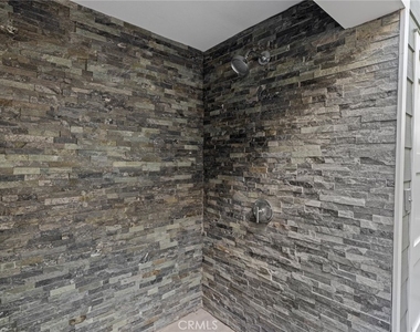 219 Diamond Avenue - Photo Thumbnail 24