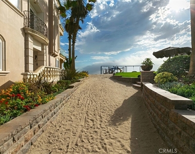25 A Surfside - Photo Thumbnail 34