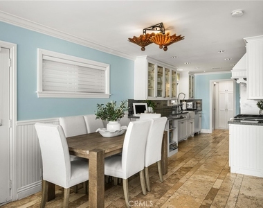 25 A Surfside - Photo Thumbnail 7