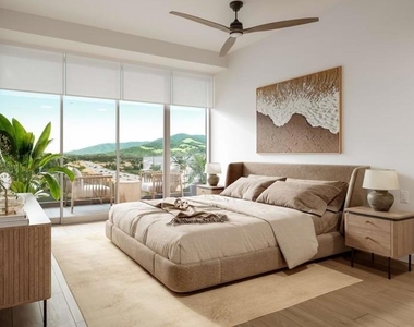 222 N City Drive - Photo Thumbnail 2