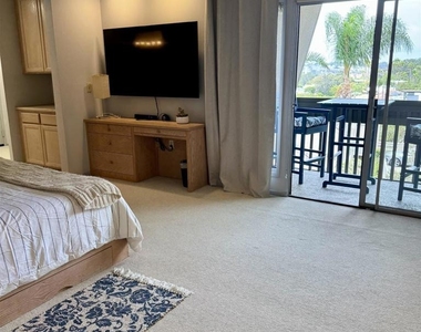 1562 Camino Del Mar - Photo Thumbnail 10