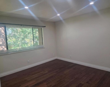 5440 Makati Circle - Photo Thumbnail 10