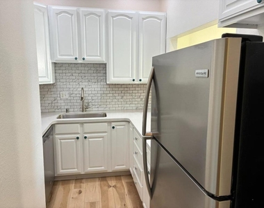 3550 Carter Drive - Photo Thumbnail 6