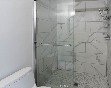 1122 9th Street - Photo Thumbnail 19