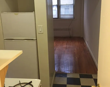  East 38th Street - Photo Thumbnail 7