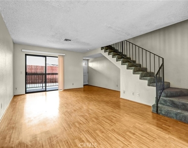 1836 N Allen - Photo Thumbnail 8