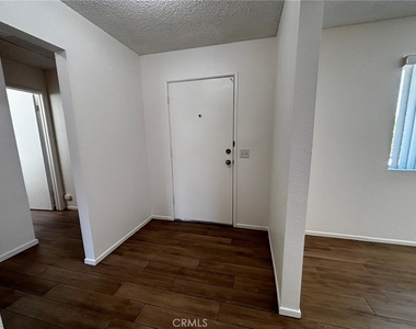 743 Evergreen - Photo Thumbnail 17