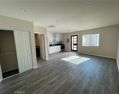 10213 Quill Avenue - Photo Thumbnail 12