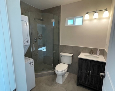 10213 Quill Avenue - Photo Thumbnail 9