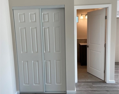10213 Quill Avenue - Photo Thumbnail 2