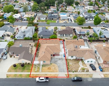 10935 Nassau Avenue - Photo Thumbnail 26