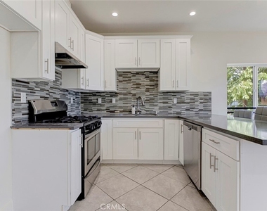 6821 Agnes Ave. - Photo Thumbnail 3