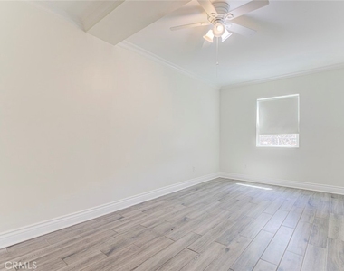 4927 Lexington - Photo Thumbnail 11