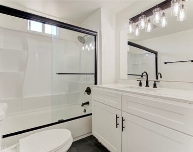 4927 Lexington - Photo Thumbnail 24