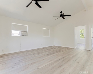 4927 Lexington - Photo Thumbnail 21