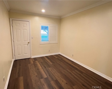 9219 Danbridge - Photo Thumbnail 4