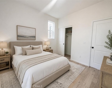 2772 E Kennedy Privado - Photo Thumbnail 5