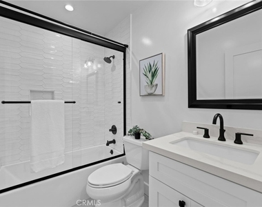 827 N Lamer - Photo Thumbnail 28