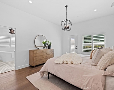 827 N Lamer - Photo Thumbnail 35