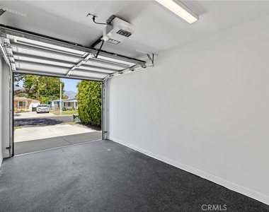 827 N Lamer - Photo Thumbnail 3