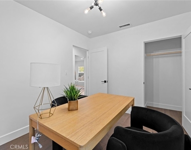 827 N Lamer - Photo Thumbnail 27