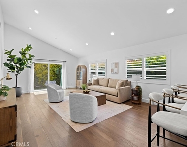 827 N Lamer - Photo Thumbnail 8