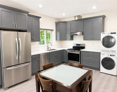 4902 Temple City Blvd - Photo Thumbnail 2