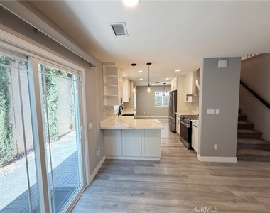1124 S Mayflower - Photo Thumbnail 4