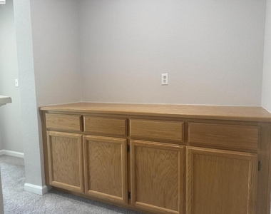 3162 Golden Crest Cmn - Photo Thumbnail 15