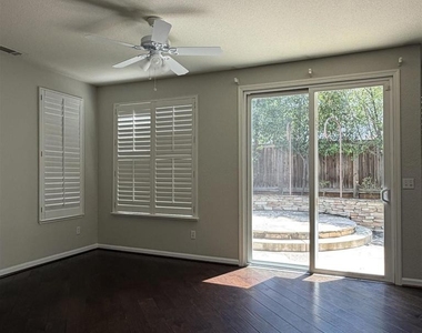 1336 Tiffany Dr - Photo Thumbnail 7