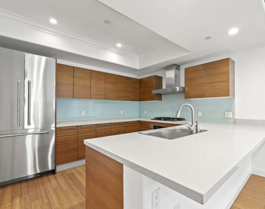 1283 Havenhurst Drive - Photo Thumbnail 4