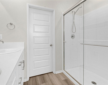 220 Lockhart Way - Photo Thumbnail 19