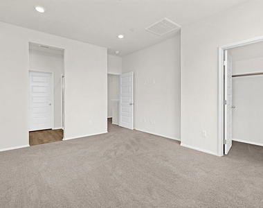220 Lockhart Way - Photo Thumbnail 17