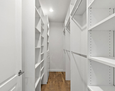 1283 Havenhurst Drive - Photo Thumbnail 13