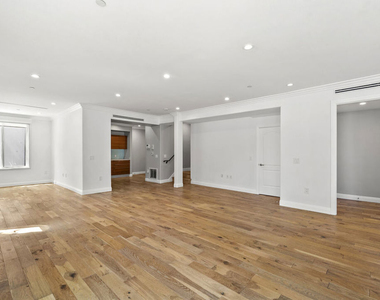 1283 Havenhurst Drive - Photo Thumbnail 2