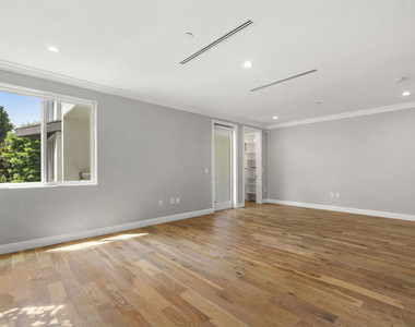 1283 Havenhurst Drive - Photo Thumbnail 11