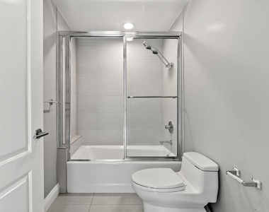 1283 Havenhurst Drive - Photo Thumbnail 16