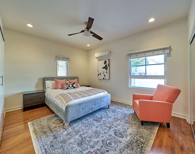 614 N Genesee Avenue - Photo Thumbnail 16