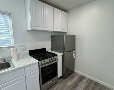 748 Washington Boulevard - Photo Thumbnail 7
