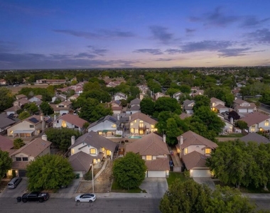 43258 33rd Street - Photo Thumbnail 25